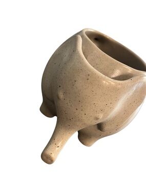 Urban Outfitters Elephant Mug Gray With Tea Bag Holder Footed Trunk Up